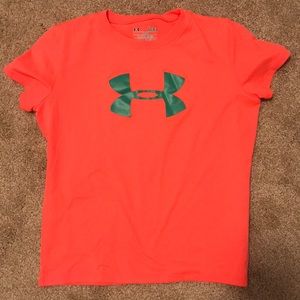 Under Armour t-shirt
